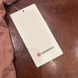 Lululemon swiftly Tech short shirt